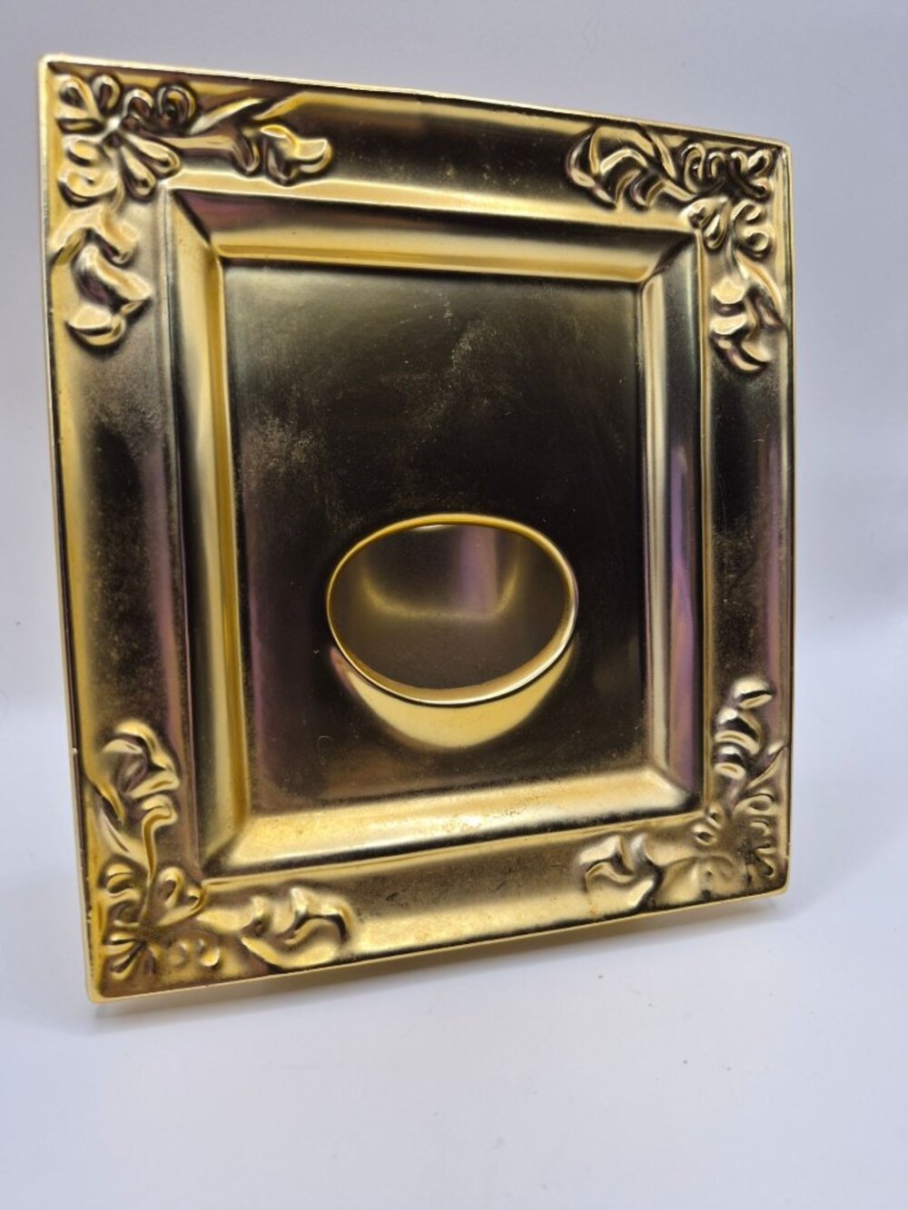 Williams Sonoma Gold-Tone Candle Holder Elegant Floral Design Grande Vintage